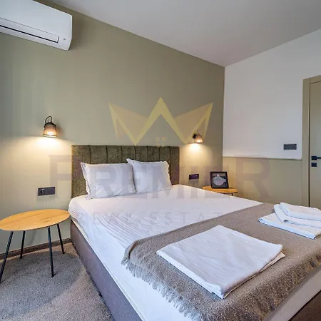 Casa Святые Константин и Елена